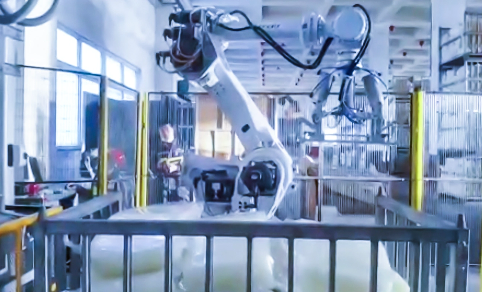 AI视觉引导橡胶块拆垛 | 某大型轮胎制造企业